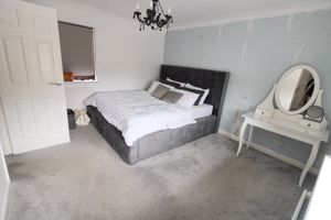 Bedroom- click for photo gallery